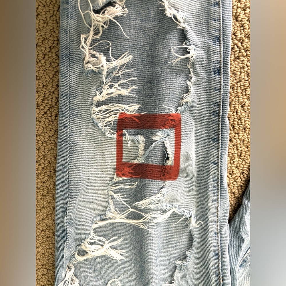 BDG Mom High Rise Jeans - Picture 3 of 4